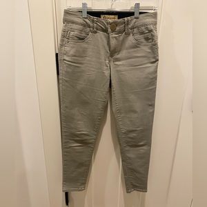 Democracy super soft light green khaki stretch crop pant petite 4